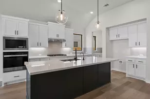 229 Pacific Grove Cir, Liberty Hill, TX 78642 - Photo 10