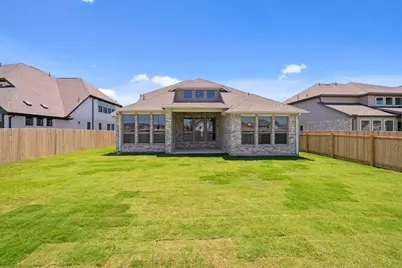 229 Pacific Grove Circle, Liberty Hill, TX 78642 - Photo 32
