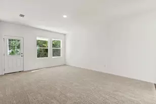 225 Rodgers Rd, Taylor, TX 76574 - Photo 10