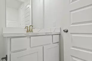 301 Sheepdog Dr, Liberty Hill, TX 78642 - Photo 14