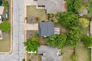 709 Sparkling Brook Ln, Leander, TX 78641 - Photo 38