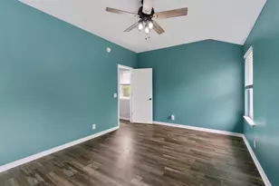 709 Sparkling Brook Ln, Leander, TX 78641 - Photo 20