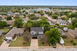 709 Sparkling Brook Ln, Leander, TX 78641 - Photo 2