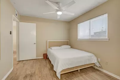 803 W 28th Street #103, Austin, TX 78705 - Photo 10