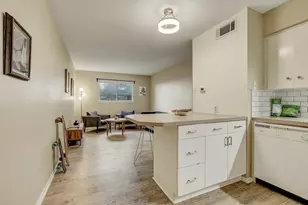 803 W 28th St, Austin, TX 78705 - Photo 6