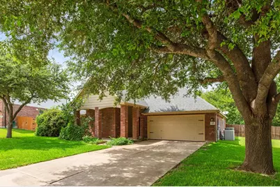 406 Bellaire Oaks Drive, Pflugerville, TX 78660 - Photo 2