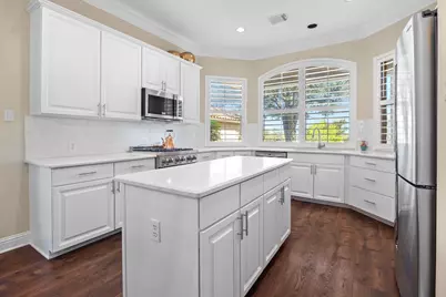 4 Hightrail Way, The Hills, TX 78738 - Photo 6