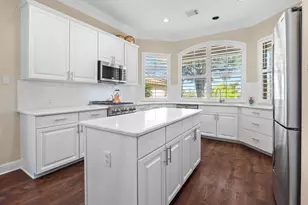 4 Hightrail Way, The Hills, TX 78738 - Photo 6