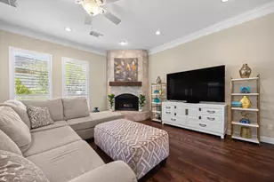 4 Hightrail Way, The Hills, TX 78738 - Photo 6