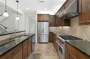 2502 W 7th St, Austin, TX 78703 - Photo 8