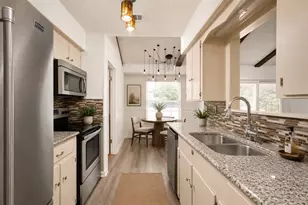 5803 Eureka Dr, Austin, TX 78745 - Photo 10