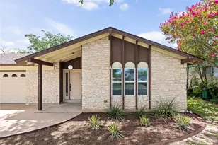 5803 Eureka Dr, Austin, TX 78745 - Photo 2