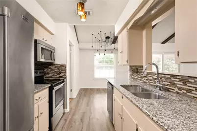5803 Eureka Drive, Austin, TX 78745 - Photo 10