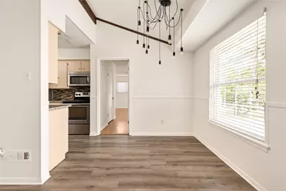5803 Eureka Drive, Austin, TX 78745 - Photo 8