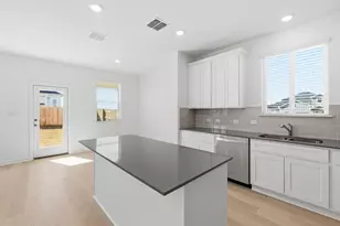 120 Golden Bell Wy, Buda, TX 78610 - Photo 6