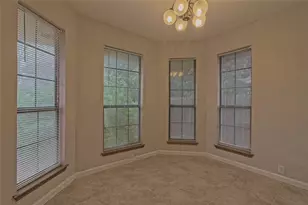 1804 Cedarlawn St, Taylor, TX 76574 - Photo 10