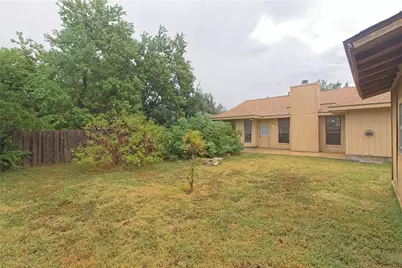 1804 Cedarlawn Street, Taylor, TX 76574 - Photo 26