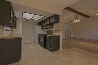 1804 Cedarlawn Street, Taylor, TX 76574 - Photo 12