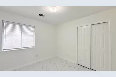 15220 Drusillas Drive, Pflugerville, TX 78660 - Photo 14