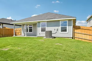 385 San Juan Trl, Bastrop, TX 78602 - Photo 32
