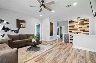 821 Bella Vista Cir, Kyle, TX 78640 - Photo 18