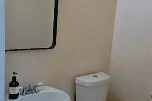 105 Meadow Dr, Georgetown, TX 78633 - Photo 14