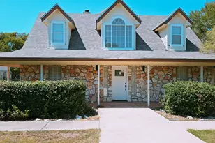 105 Meadow Dr, Georgetown, TX 78633 - Photo 2