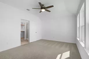 25524 Flora Bella Ln, Elgin, TX 78621 - Photo 14