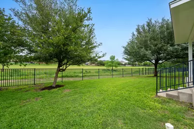 2018 Greenside Trail, Round Rock, TX 78665 - Photo 36