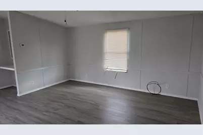 1113 Colorado Street #10, Smithville, TX 78957 - Photo 4