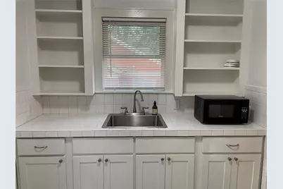 507 Texas Avenue #B, Austin, TX 78705 - Photo 6