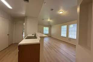 1209 Armadillo Rd, Austin, TX 78745 - Photo 8