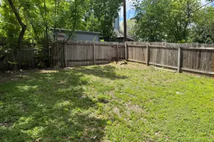 1209 Armadillo Rd, Austin, TX 78745 - Photo 14