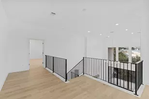 1805 Crimson Sunset Dr, Georgetown, TX 78628 - Photo 10