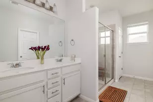 10221 Forest Grove Dr, Austin, TX 78747 - Photo 18