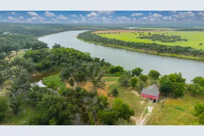 1559 County Road 343, Marble Falls, TX 78654 - Photo 1