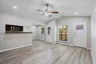13300 Cowdray Park, Austin, TX 78729 - Photo 8