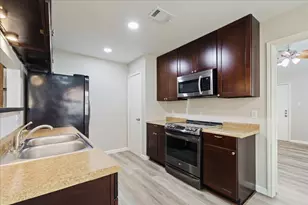 13300 Cowdray Park, Austin, TX 78729 - Photo 10