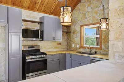 [Address not provided], Buda, TX 78610 - Photo 4