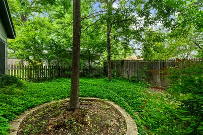 3805 Avenue G, Austin, TX 78751 - Photo 28