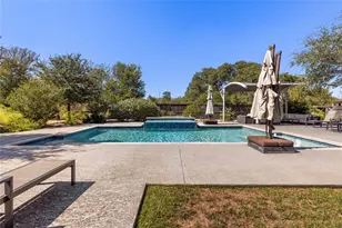 5615 McCarty Ln, Austin, TX 78749 - Photo 14