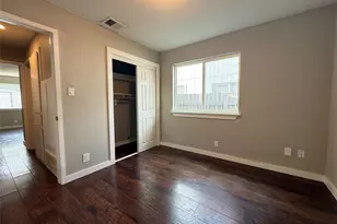 10702 Lanshire Dr, Austin, TX 78758 - Photo 12