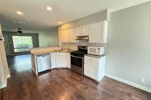 10702 Lanshire Dr, Austin, TX 78758 - Photo 4