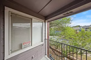 1840 Burton Dr, Austin, TX 78741 - Photo 4