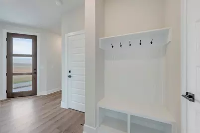 1017 Brickell Loop, Austin, TX 78744 - Photo 2