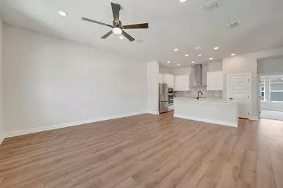 1017 Brickell Loop, Austin, TX 78744 - Photo 10