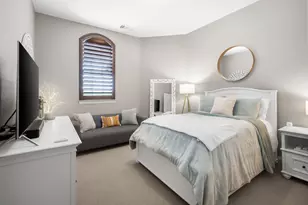 208 SANTALUZ Ln, Austin, TX 78732 - Photo 24