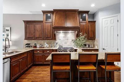 208 Santaluz Lane, Austin, TX 78732 - Photo 10