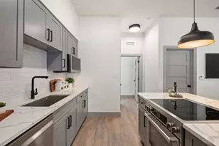 2450 Wickersham Ln, Austin, TX 78741 - Photo 4