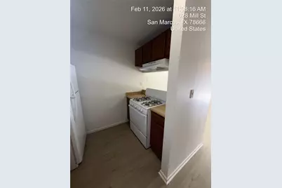 628 Mill Street #B, San Marcos, TX 78666 - Photo 6